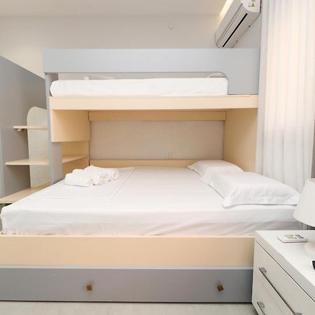 Vila Feliz - Premium Rooms With Free Private Parking Vlore Luaran gambar