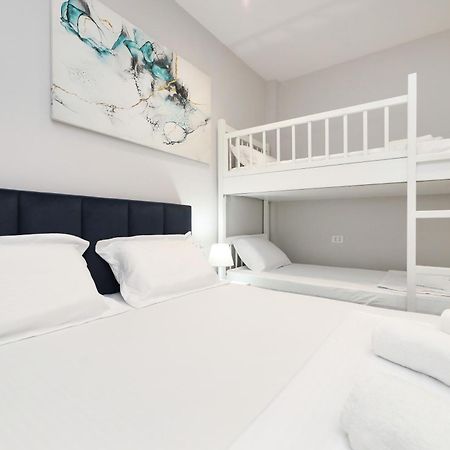 Vila Feliz - Premium Rooms With Free Private Parking Vlore Luaran gambar