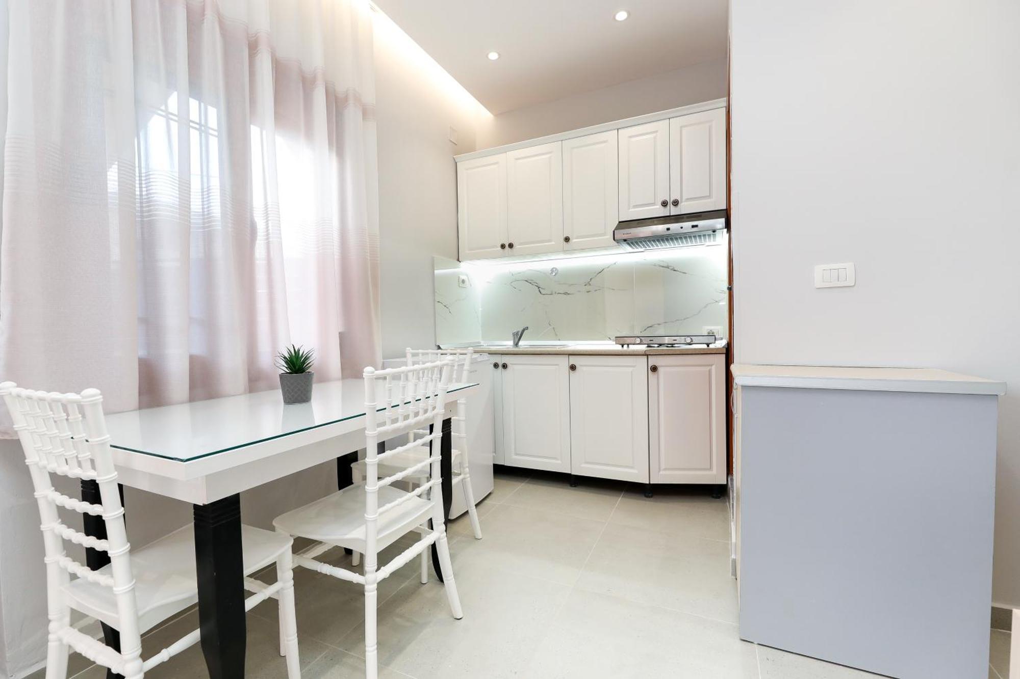 Vila Feliz - Premium Rooms With Free Private Parking Vlore Luaran gambar