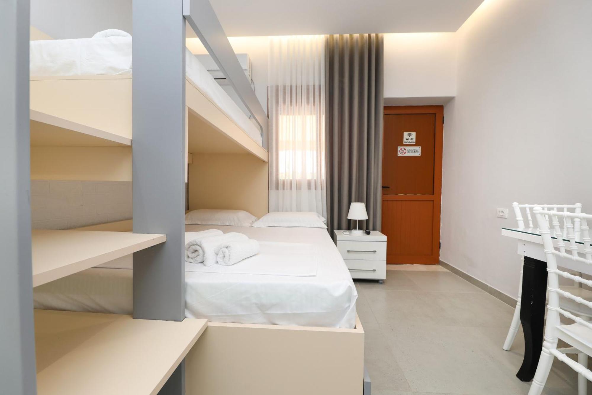 Vila Feliz - Premium Rooms With Free Private Parking Vlore Luaran gambar