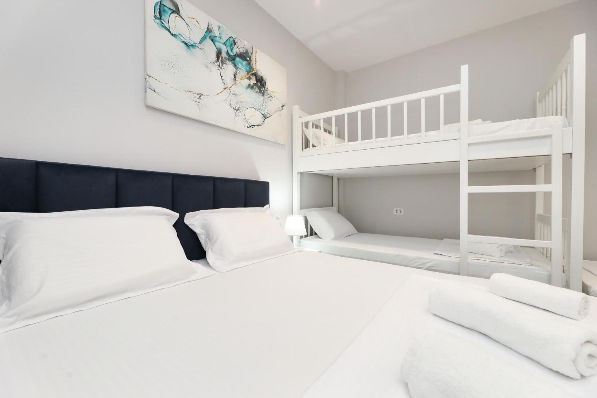 Vila Feliz - Premium Rooms With Free Private Parking Vlore Luaran gambar