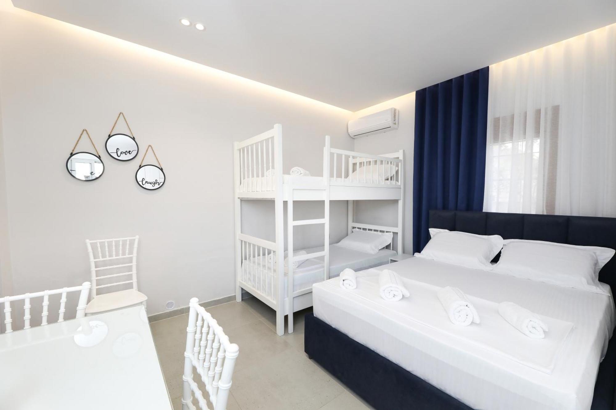 Vila Feliz - Premium Rooms With Free Private Parking Vlore Luaran gambar