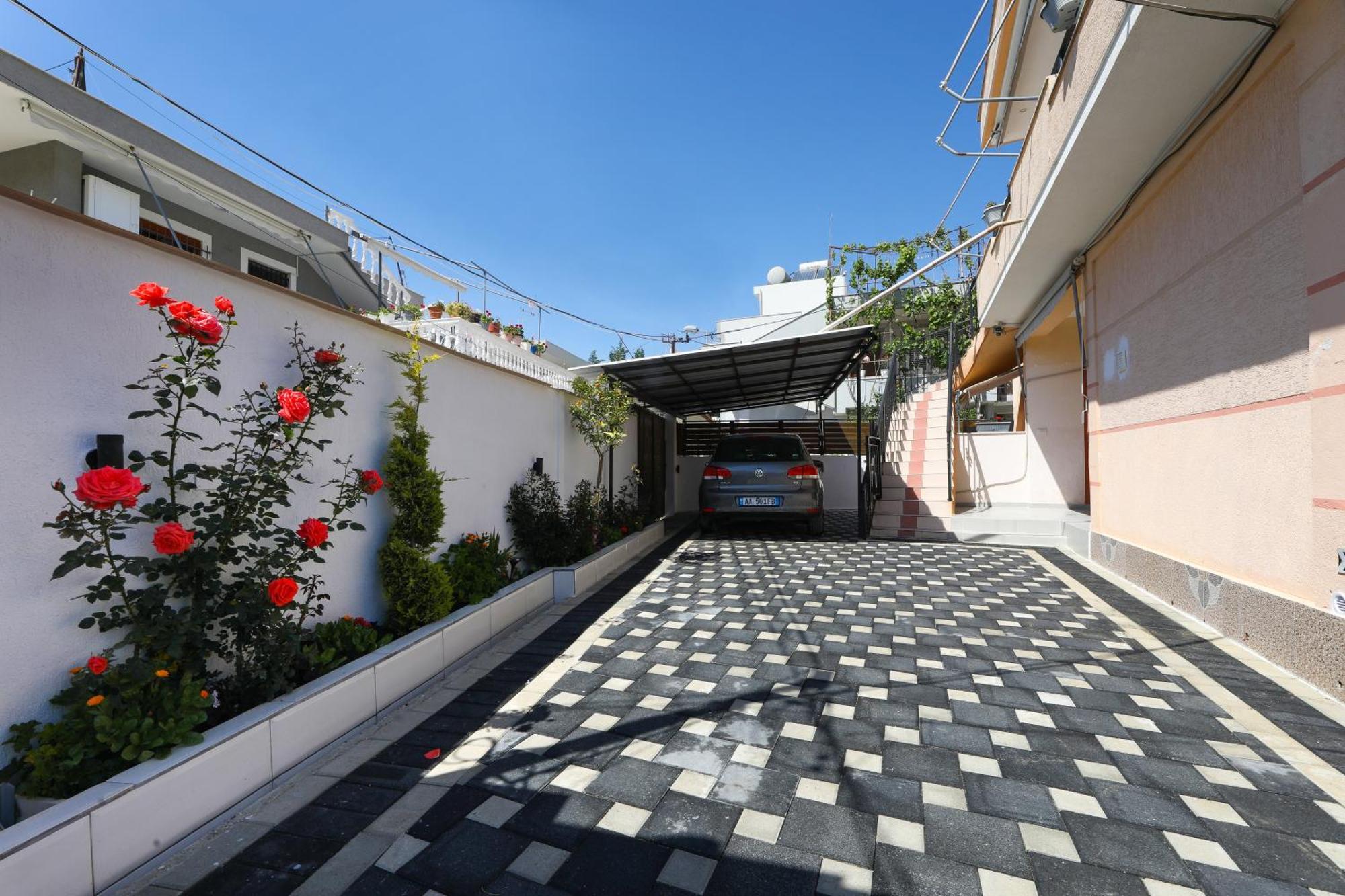 Vila Feliz - Premium Rooms With Free Private Parking Vlore Luaran gambar